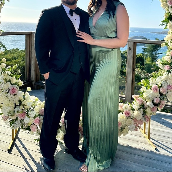 Abercrombie & Fitch Giselle Pleated Jumpsuit - Picture 4 of 6